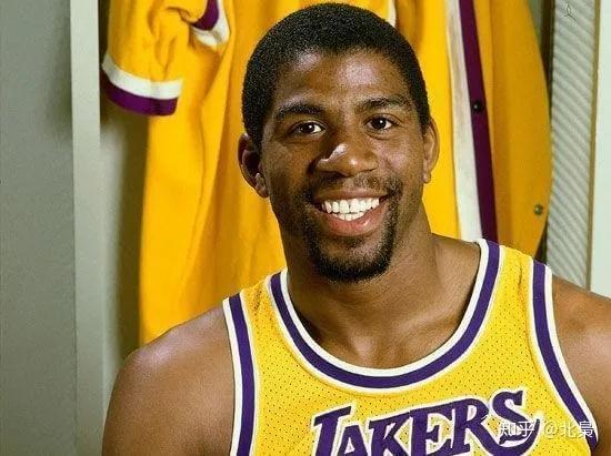 诺丁汉森林vs曼联:埃兰加、米伦科维奇首发,布鲁诺-费尔南德斯、德利赫特出战 诺丁汉森林vs曼联:埃兰加、米伦科维奇首发,布鲁诺-费尔南德斯、德利赫特出战